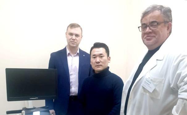 Региональный менеджер по продажам компании VINNO (КНР) в России и СНГ господин Борис Бао посетил клинику «Медгард» в г. Тольятти.